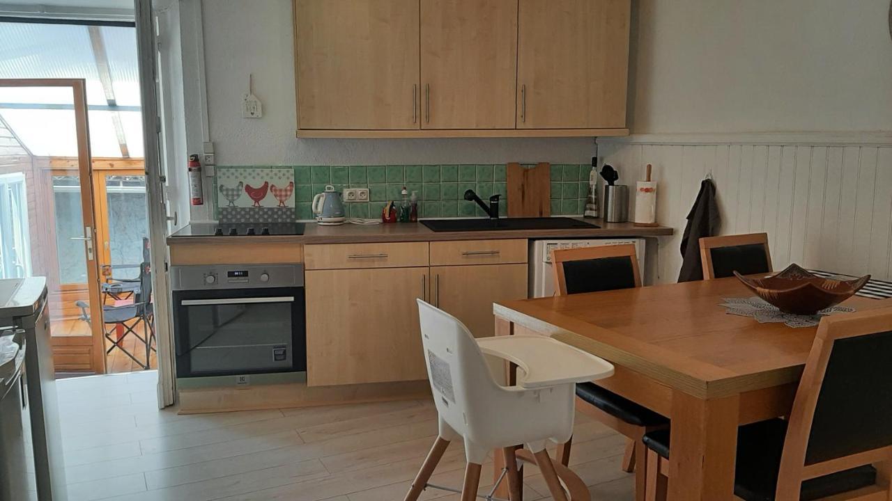Maison En Ville Avec Terrasse Ensoleillee Et Wi-Fi Magnac-Laval Eksteriør billede