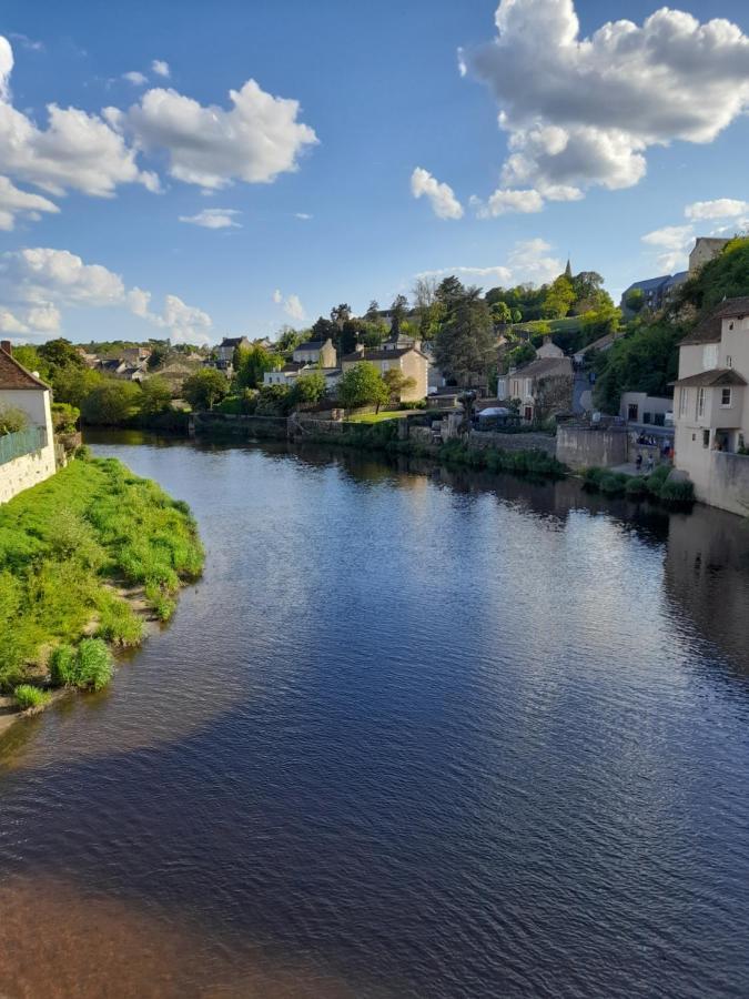 Maison En Ville Avec Terrasse Ensoleillee Et Wi-Fi Magnac-Laval Eksteriør billede